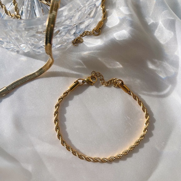 Controlla Bracelet 18k Gold Filled - Picture 2 of 4